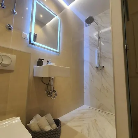 Renata & Maja Apartamento Trogir