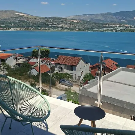 Renata & Maja Trogir