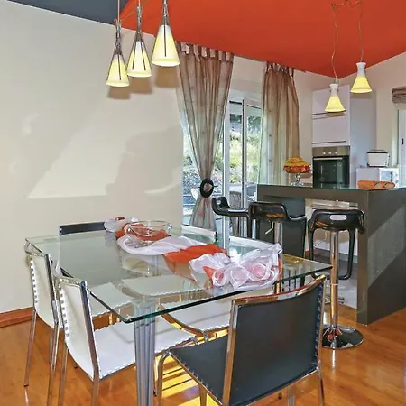 Renata & Maja Apartamento Trogir
