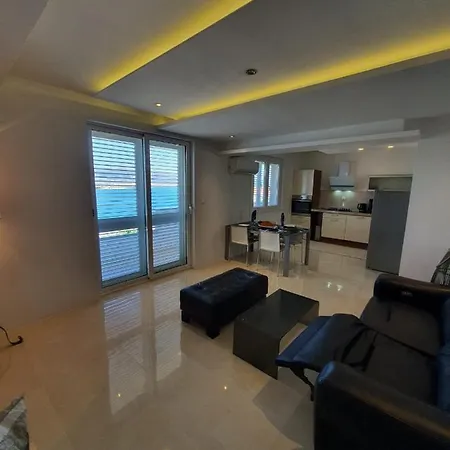 Renata & Maja דירה *