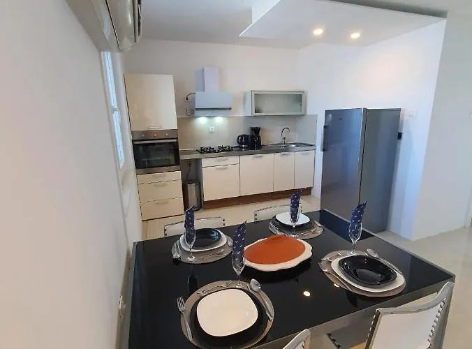 Renata & Maja Trogir